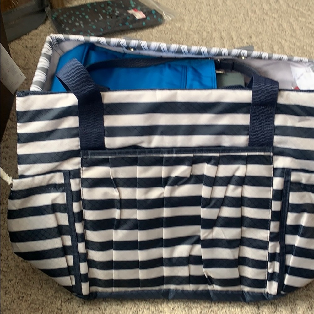 New day tote